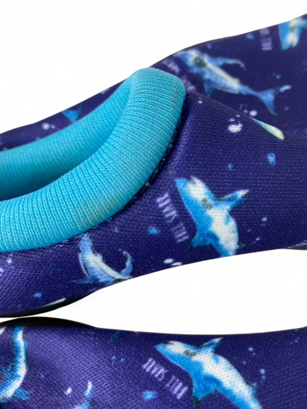 Tommy Bahama Kids Water Shoes Size 5/6 Blue Shark Print Aqua Beach Swim Shoes